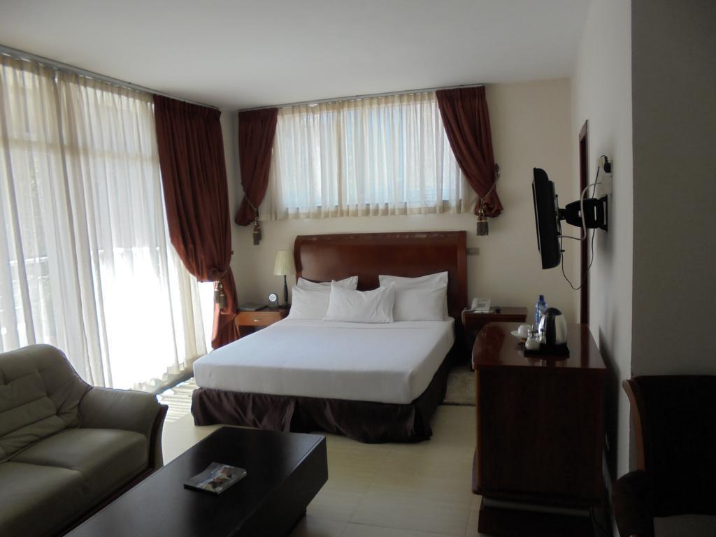 Aphrodite International Hotel Аддис-Абеба Экстерьер фото