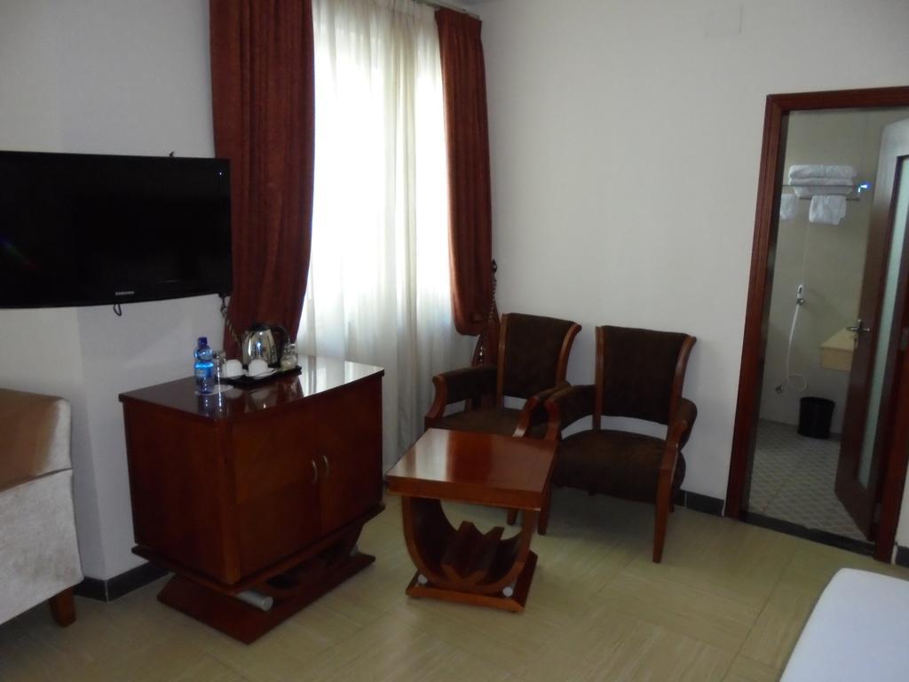 Aphrodite International Hotel Аддис-Абеба Экстерьер фото